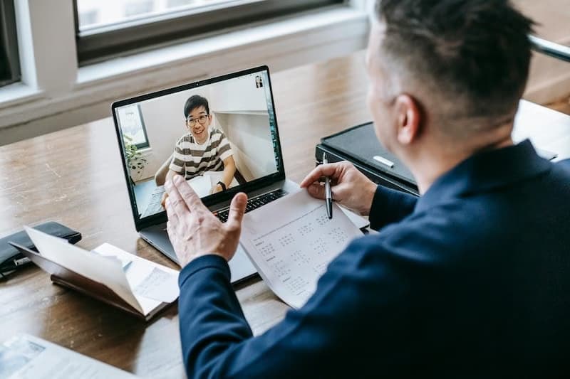 Mentor Personal — Senior UX Designer en una call de mentoring